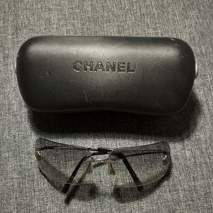 CHANEL Sunglasses